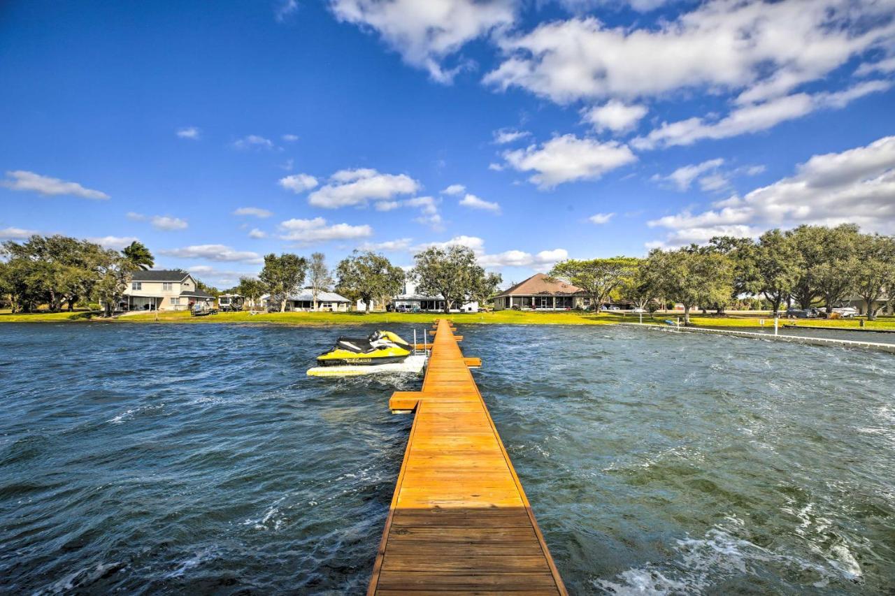 Waterfront Lake Placid Home With Dock And Fire Pit Zewnętrze zdjęcie